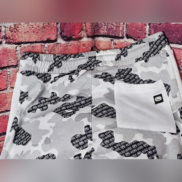Ecko Unlimited Gray and White Camouflage Joggers Mens Size Large - Picture 10 of 10